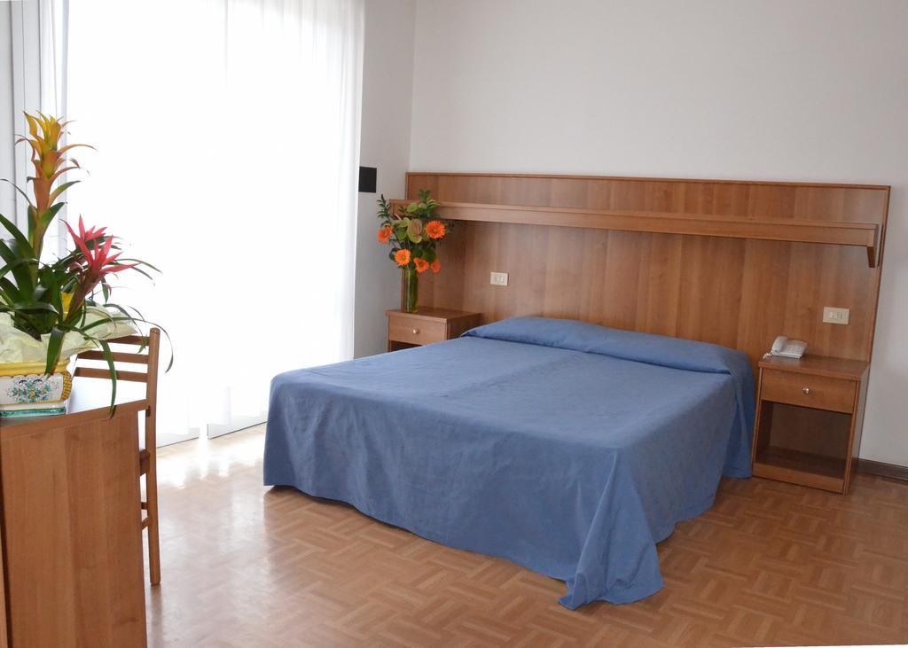 Hotel Aspe ビビオーネ 部屋 写真